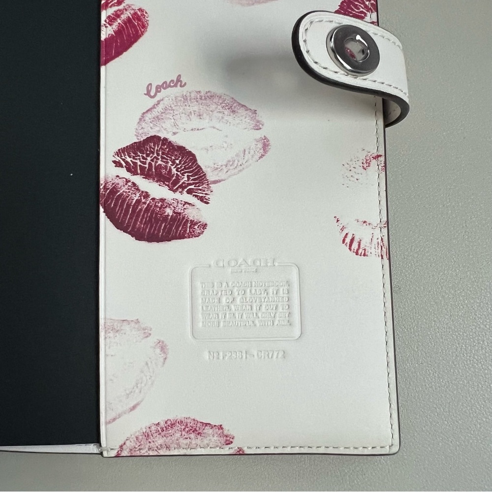 Coach Lip Print Glovetanned Leather Refillable Notebook Cover Journal - Picture 7 of 13